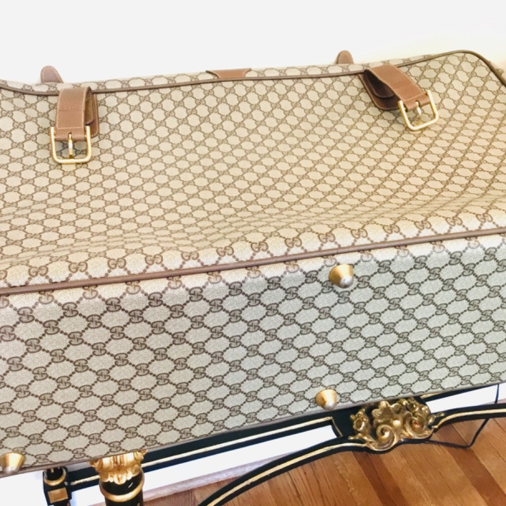 Gucci Luggage - Picture 4 of 10